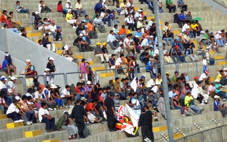 estadio-chimbote-tribunas