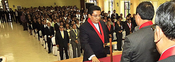 presidente-corte-juramenta-portada