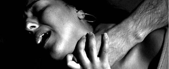 violencia mujer la mula portada